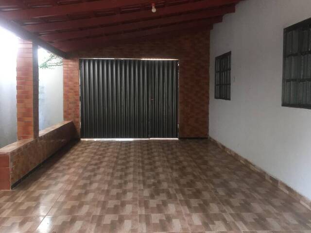 Casa para Venda em Iporá - 4