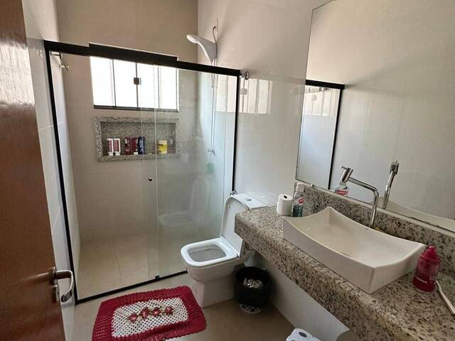 Casa para Venda em Iporá - 5