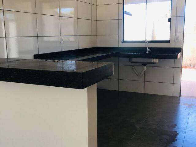 Casa para Venda em Iporá - 4