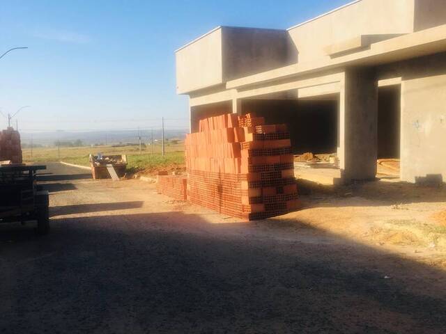 Área para Venda em Iporá - 4